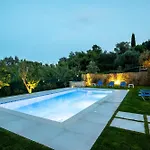 Corfu * Virós
